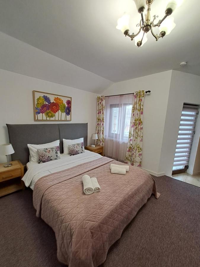 فندق Alexander House ديفا المظهر الخارجي الصورة