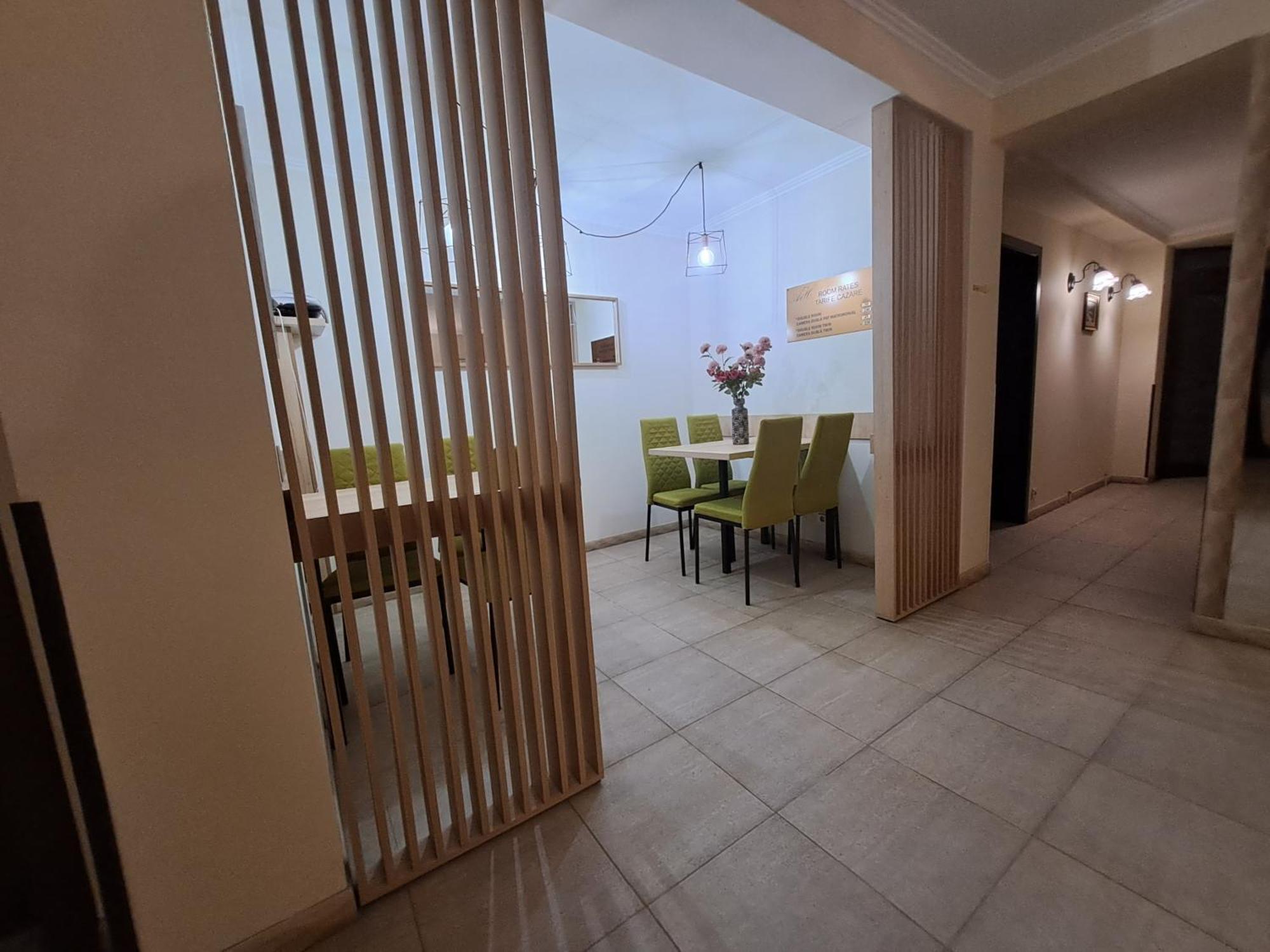 فندق Alexander House ديفا المظهر الخارجي الصورة