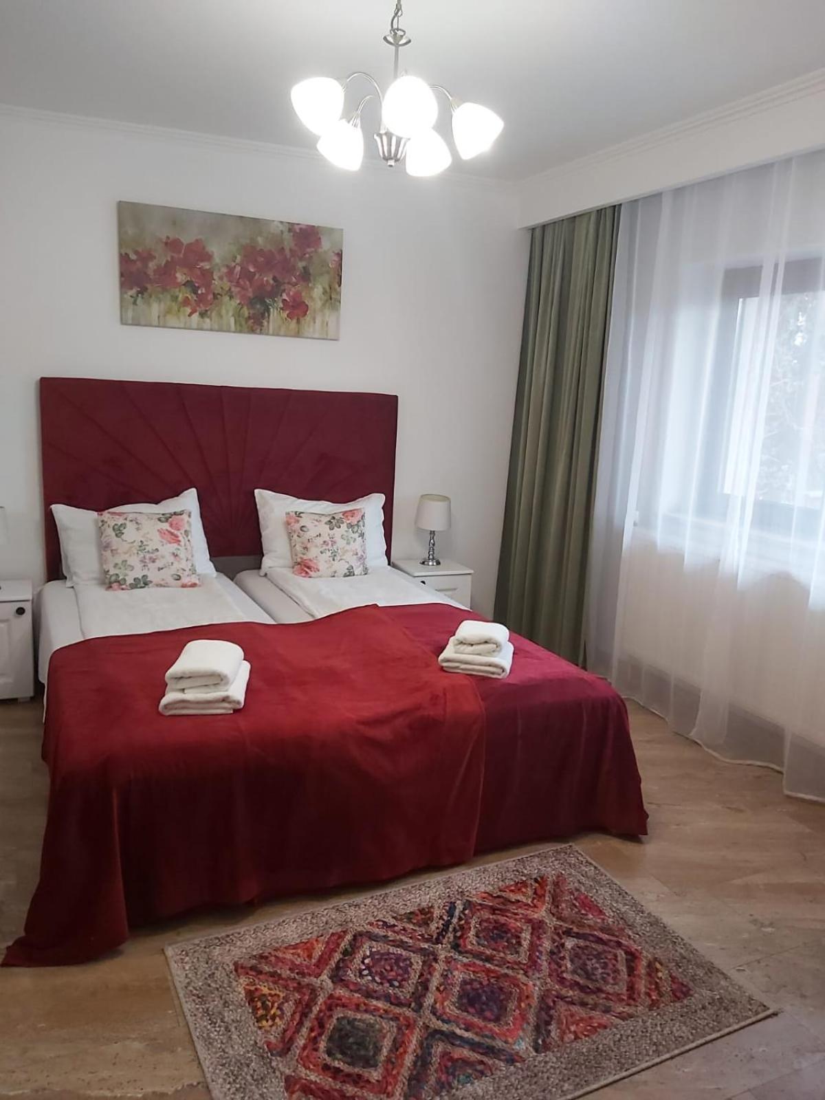 فندق Alexander House ديفا المظهر الخارجي الصورة